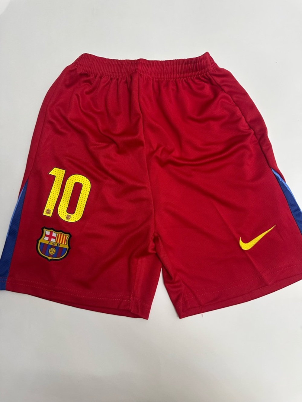 Kid’s FC Barcelona Striped Home Soccer Set - Red, Blue & Yellow - Picture 4 of 4